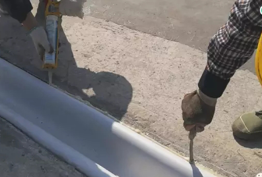 LOCA防水卷材濕鋪施工節點—變形縫